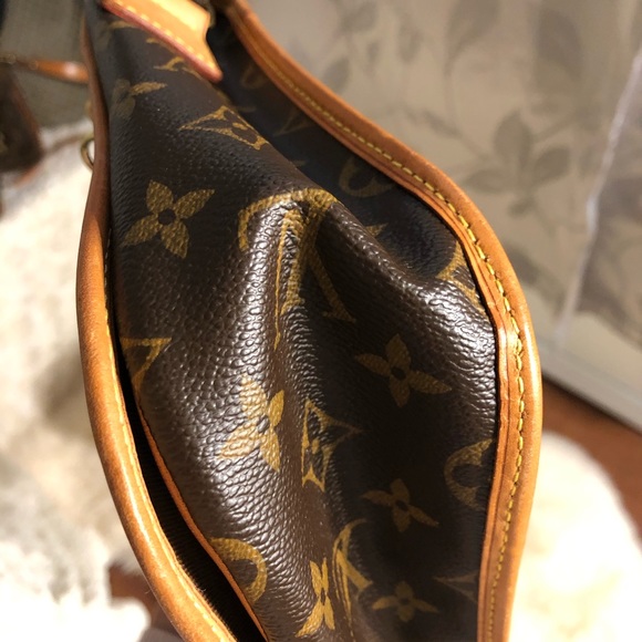 fbpageLuxonlinecanada❌sold out‼️
 Vuitton Bosphore Pm ❤️❤️❤️ - Picture 6 of 17